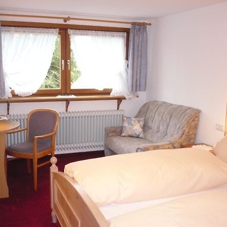 Hohengasthof Lowen - Escheck Schoenwald im Schwarzwald Room photo
